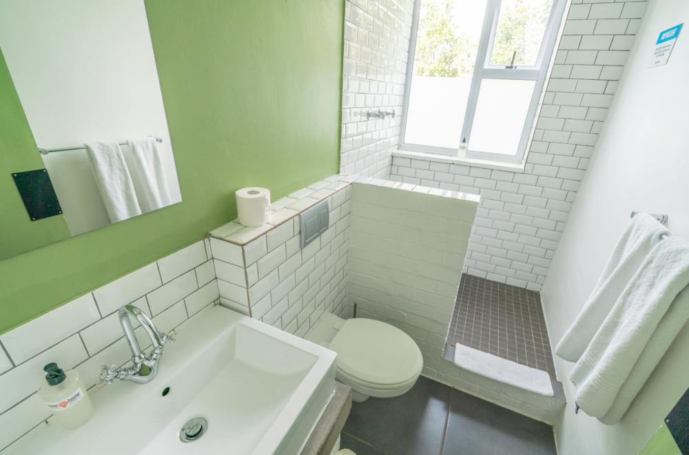 4-Bett-Dormitory mit eigener Dusche