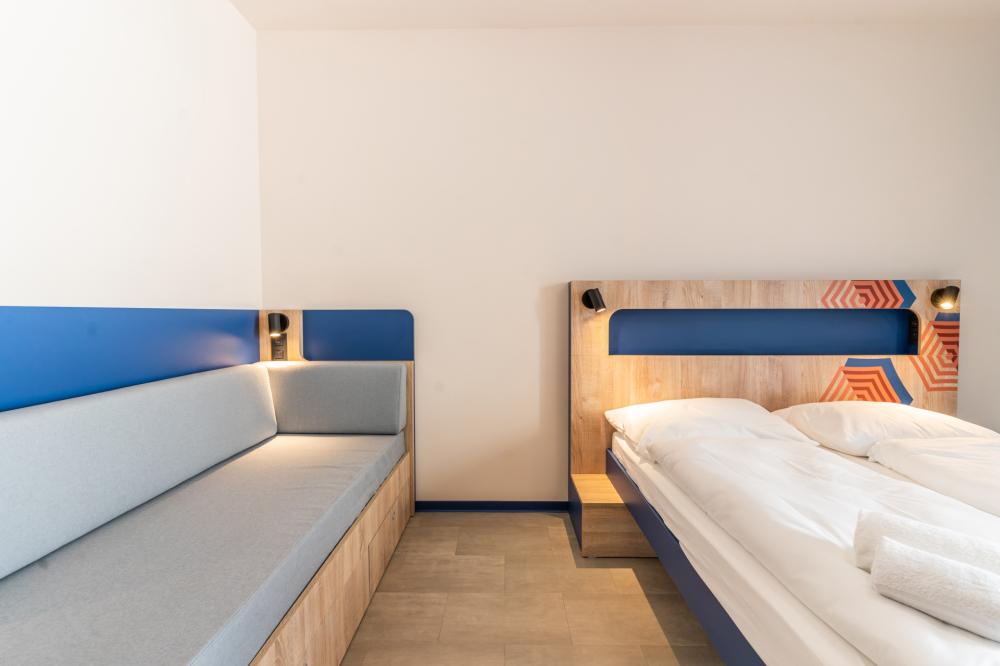 Dreibettzimmer - Gemischt - Standard - privates Bad