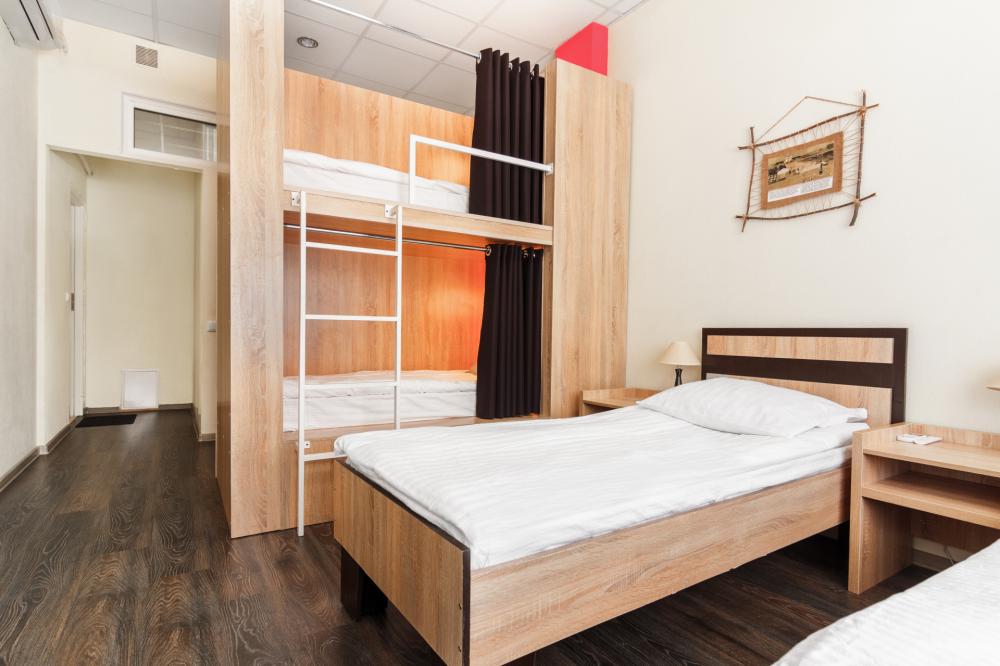 Vierbettzimmer - Gemischt - Standard - privates Bad