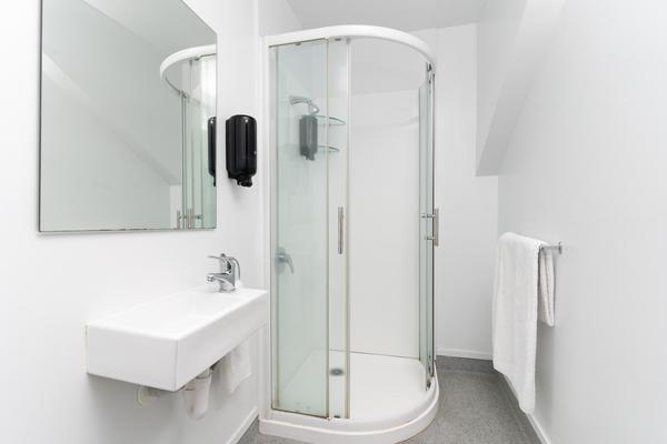 Doppelzimmer mit Badewanne