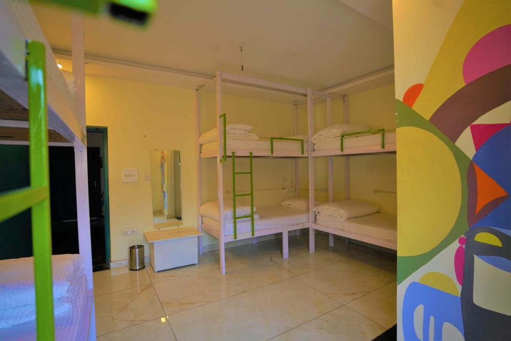 6 Betten im Schlafsaal - Gemischt - Deluxe - privates Bad