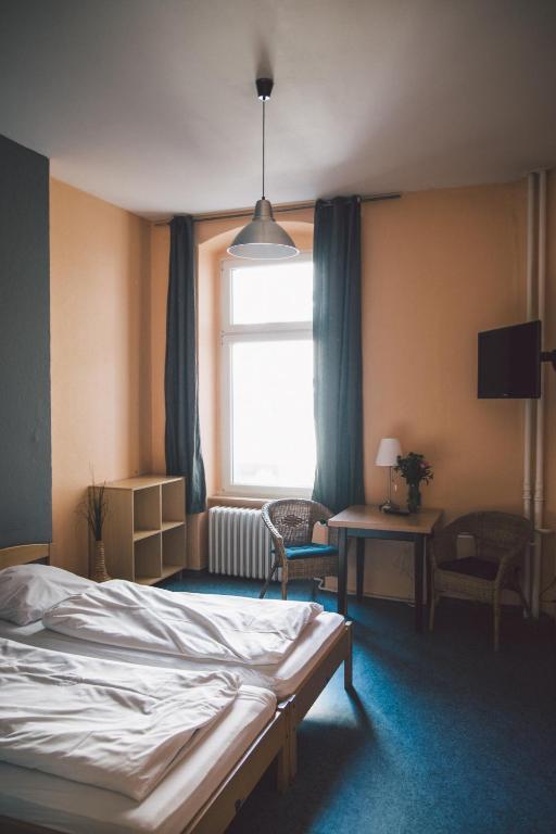 Dreibettzimmer mit eigenem Bad