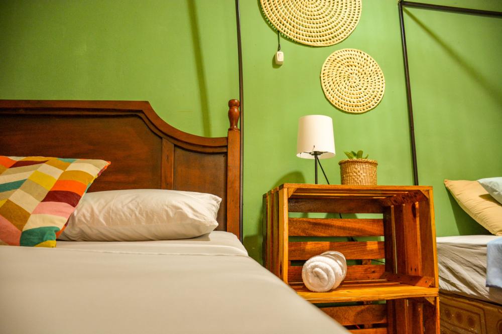 3 Bett Einzelzimmer - Gemischt - Deluxe - Gemeinschaftsbad